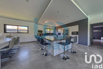  maison les-arcs 83460