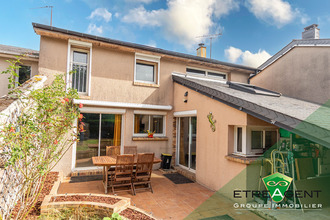  maison les-baux-ste-croix 27180