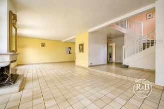 maison les-clayes-sous-bois 78340