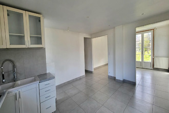  maison les-corvees-les-yys 28240