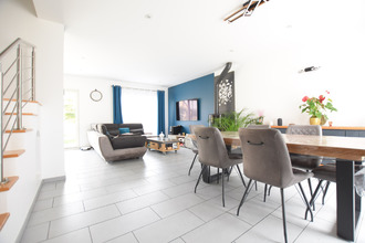  maison les-essarts-le-roi 78690