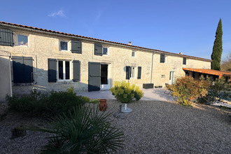  maison les-gonds 17100