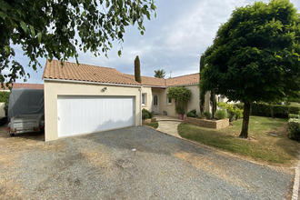  maison les-herbiers 85500