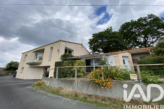 maison les-herbiers 85500