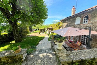  maison les-landes-genusson 85130
