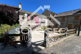  maison les-laubies 48700