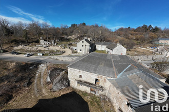  maison les-laubies 48700