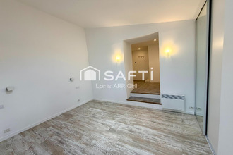  maison les-mees 04190