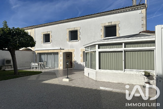 maison les-metairies 16200