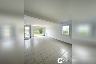  maison lescar 64230