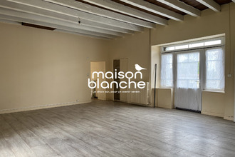  maison lhoumois 79390