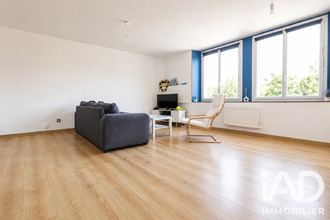  maison loire 49440