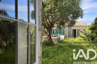  maison loix 17111