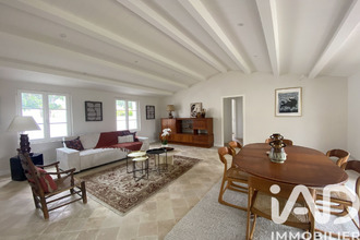  maison loix 17111