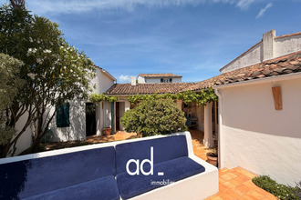  maison loix 17111