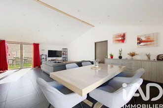  maison loix 17111