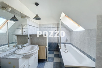  maison longueville 50290