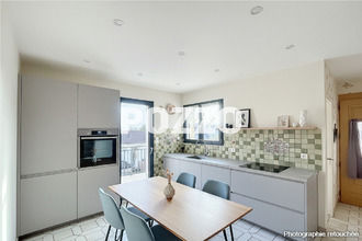  maison longueville 50290