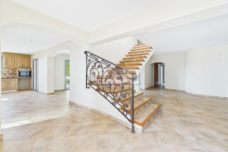  maison lorgues 83510