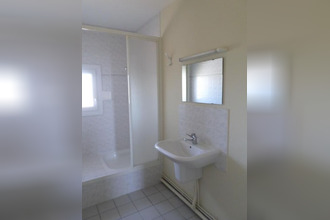  maison lussac-les-chateaux 86320