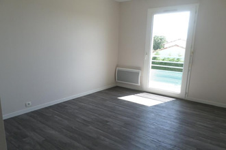  maison lussac-les-chateaux 86320