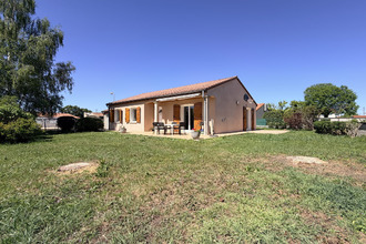  maison lussat 63360