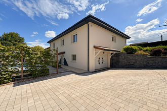 maison luzinay 38200