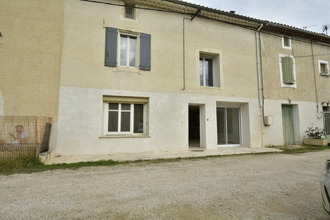  maison maillane 13910