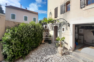  maison maillane 13910