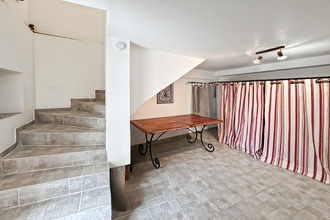  maison maillane 13910