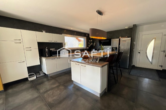  maison maisons-du-bois-lievremt 25650