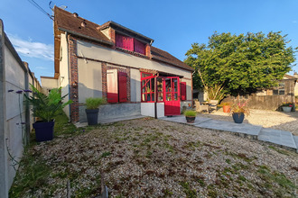  maison manou 28240
