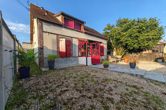  maison manou 28240