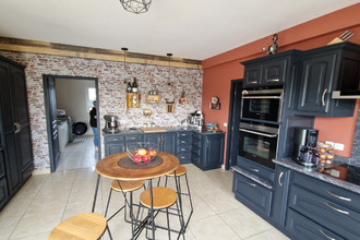  maison manou 28240