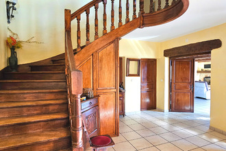  maison manziat 01570