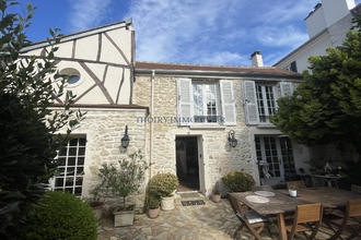  maison maule 78580