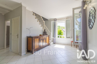  maison maule 78580