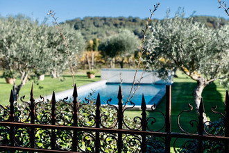  maison menerbes 84560