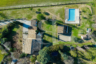  maison menerbes 84560