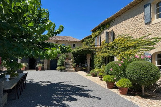  maison menerbes 84560
