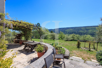  maison menerbes 84560