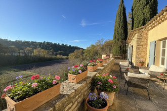  maison menerbes 84560