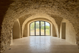 maison menerbes 84560