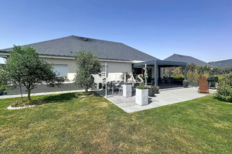  maison menneval 27300