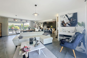  maison menneval 27300