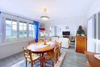  maison menneval 27300
