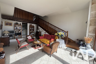  maison mennouveaux 52240