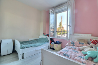  maison meriel 95630