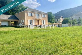  maison meyrueis 48150