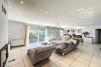  maison modene 84330